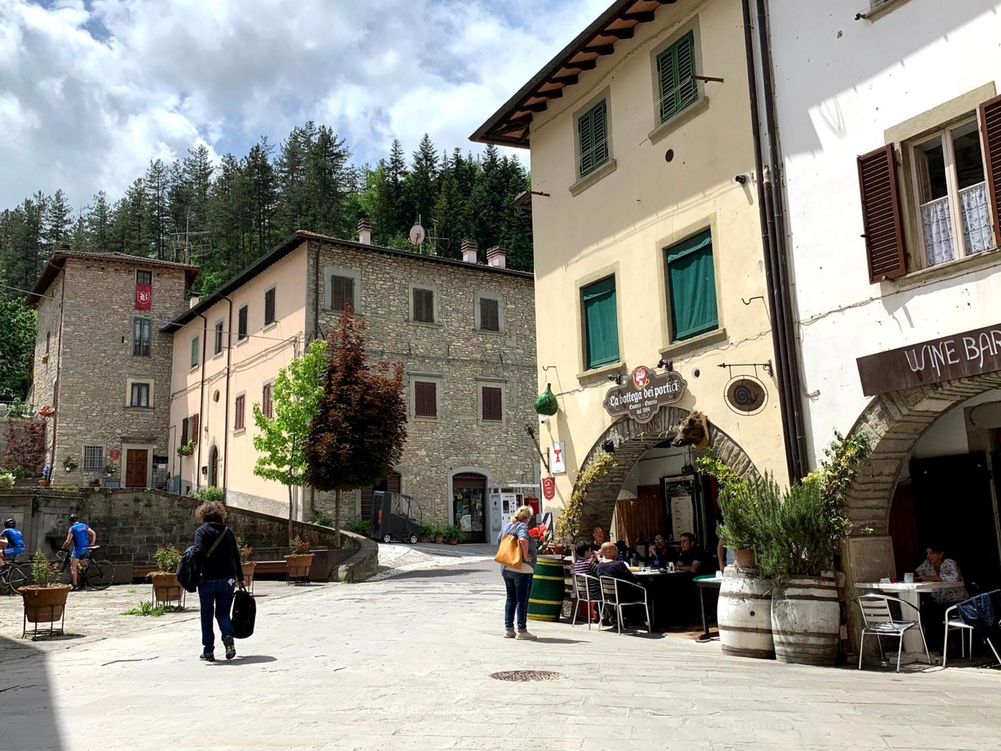 塞尼奥河畔帕拉佐洛La Torre Del Vicario别墅 外观 照片